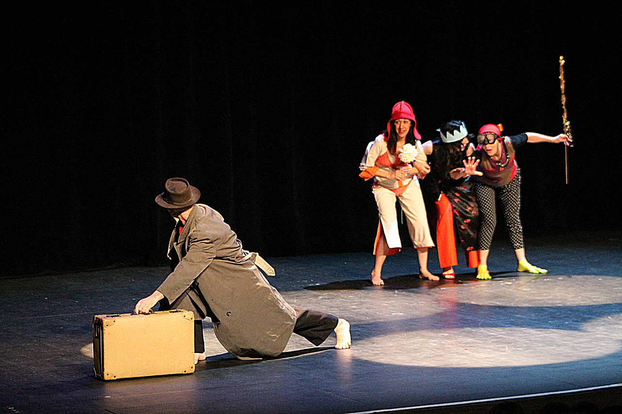 spectacle Oiseau Lyre, le rire au corps, théâtre d'Auxerre